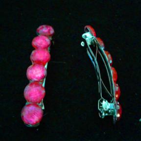 2.3\ Pink Bead Barrette